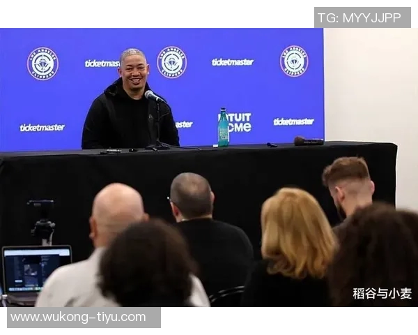 泰伦卢赞比尔努力拼搏回归赛场期待他展现真实自我