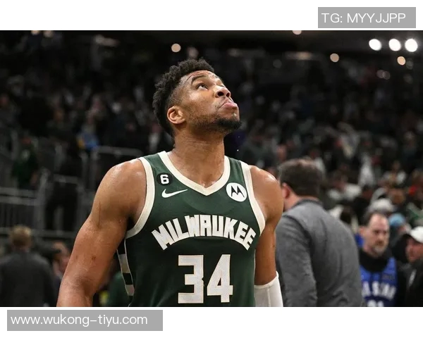 巴克利力挺字母哥反对离队言论称雄鹿已尽全力争冠