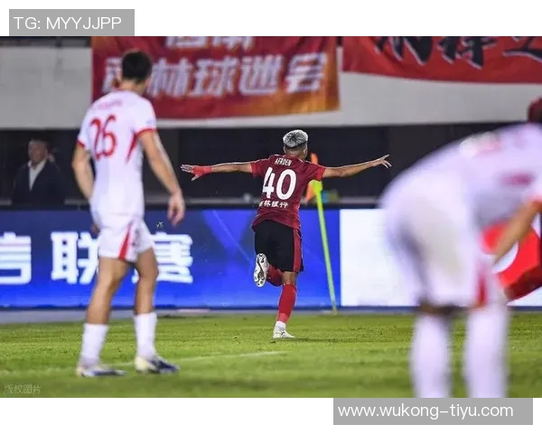 保级大战激烈上演梅州惨败亚泰绝平海牛逆转国安展现韧劲 保级大战激烈上演梅州惨败亚泰绝平海牛逆转国安展现韧劲