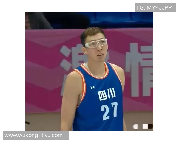 周琦面对包夹表现出色关键时刻失误遗憾落败贡献19分9板2帽 周琦面对包夹表现出色关键时刻失误遗憾落败贡献19分9板2帽