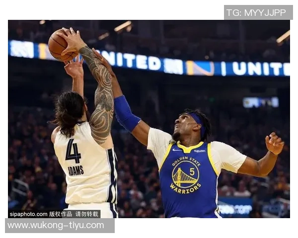 科塔全场拼搏表现出色16投7中贡献14分9板3助并抢下6个前场板 科塔全场拼搏表现出色16投7中贡献14分9板3助并抢下6个前场板