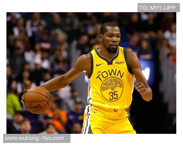 杜兰特赛季开局表现惊艳场均30分高效命中率限制对手运动战表现不佳