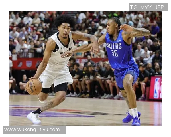 哈珀谈球队团结精神强调成员间互助与共同成功的重要性